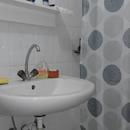 Flat 2 Bedrooms In 公寓